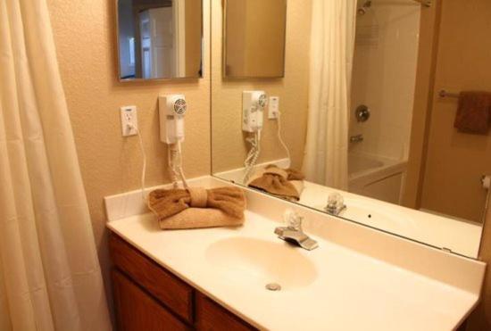 4 Bedroom 3 Bath Town Home In Kissimmee Extérieur photo